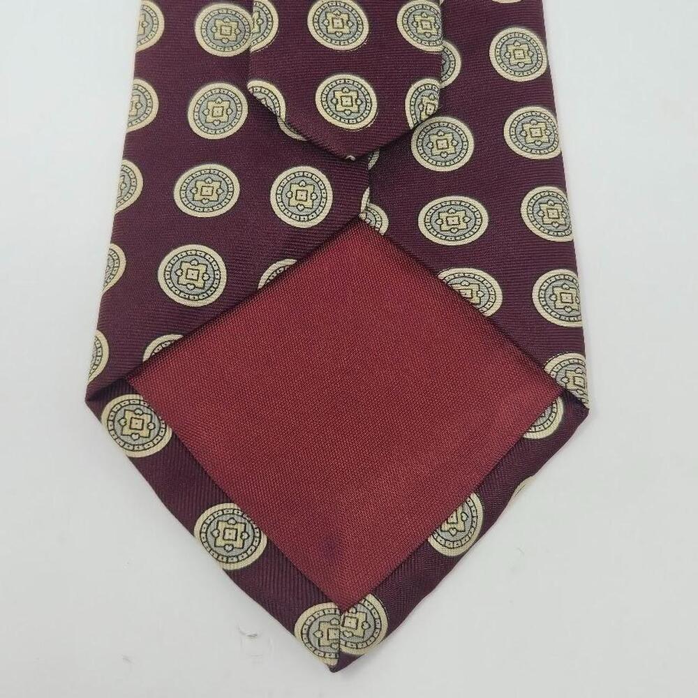 Keys &amp; Lockwood New York Burgundy Geometric Medallion Pure Silk Tie - Picture 6 of 6